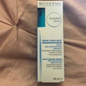 Bioderma Moisturizing Creme